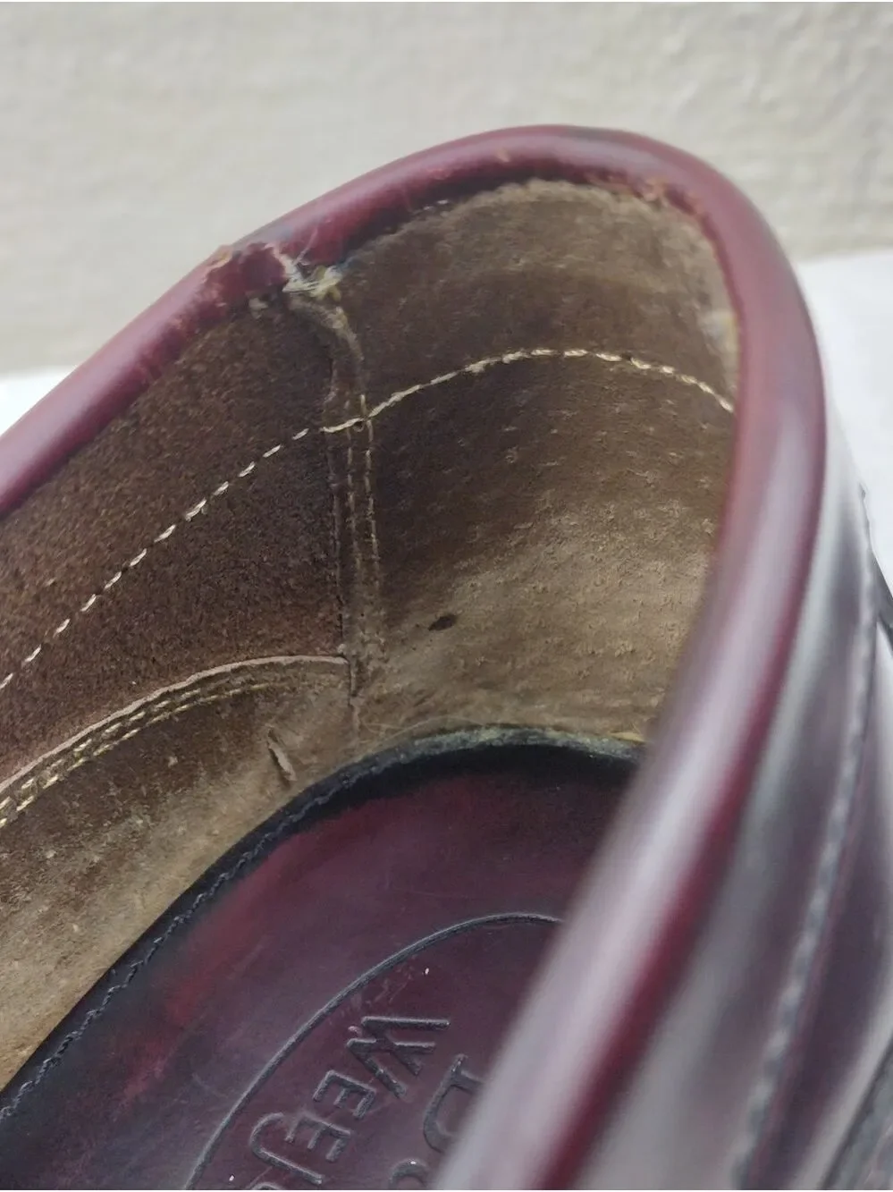 Bass Weejuns Rooney Wine Polished Leather Hand Stitched Upper Penny Loafer Shoe